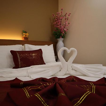 Yangon Hotel 57 Экстерьер фото