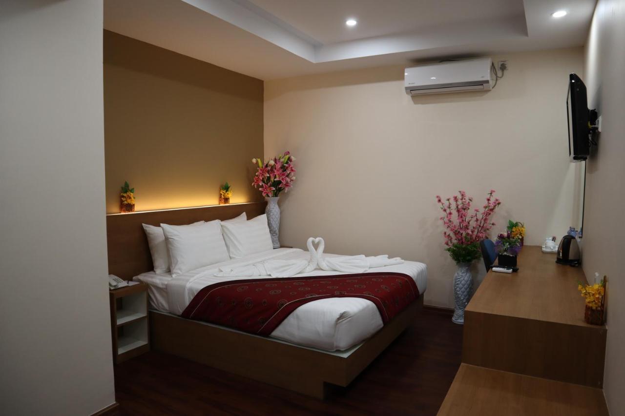 Yangon Hotel 57 Экстерьер фото